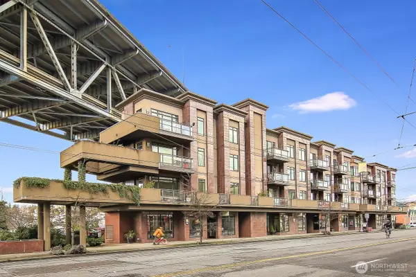 3217 Eastlake Avenue E #302, Seattle, WA 98102