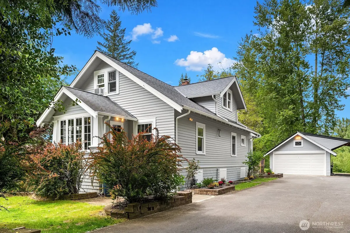 8217 Mountain Avenue Se, Snoqualmie, WA 98065 - #1