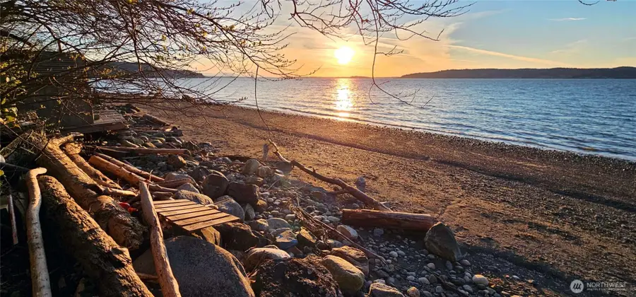 303 Arrowhead Point Lane, Camano Island, WA 98282 - #2