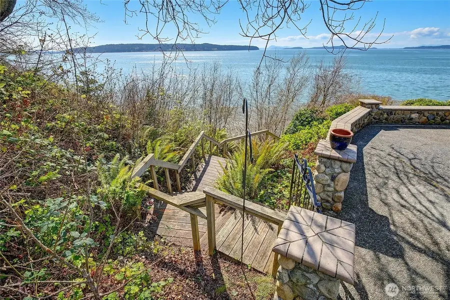 303 Arrowhead Point Lane, Camano Island, WA 98282 - #3