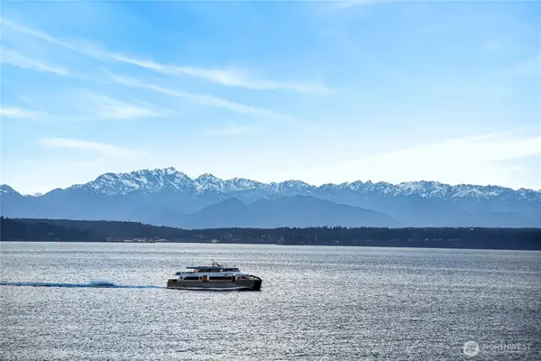 1374 Alki Avenue Sw #400, Seattle, WA 98116