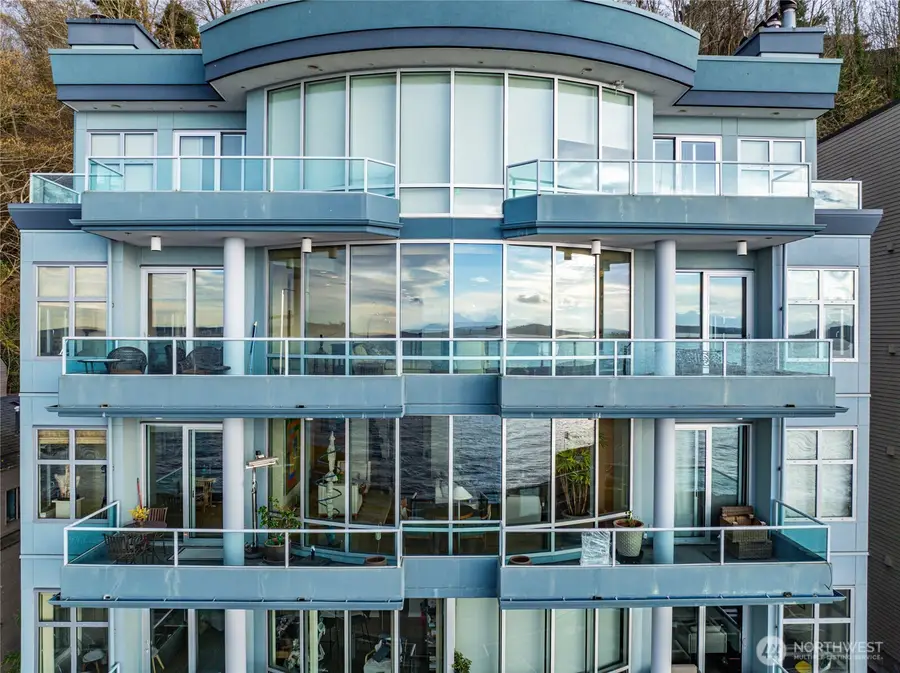 1374 Alki Avenue Sw #400, Seattle, WA 98116 - #2