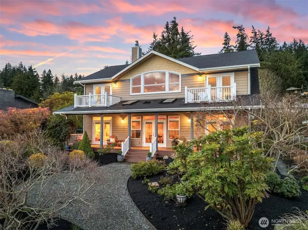 3450 Crystal Springs Drive Ne, Bainbridge Island, WA 98110