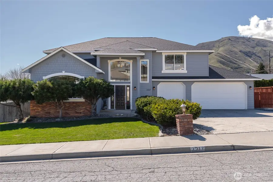 2217 Michael Brooke, Wenatchee, WA 98801 - #3