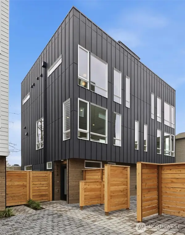 811 NW 63rd St Street #A, Seattle, WA 98107