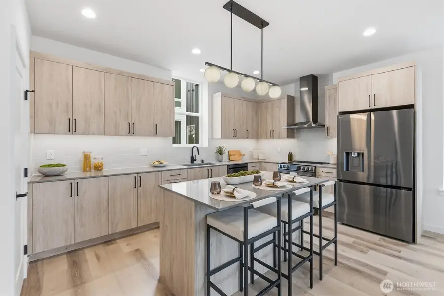 805 NW 63rd St Street #B, Seattle, WA 98107 - #3