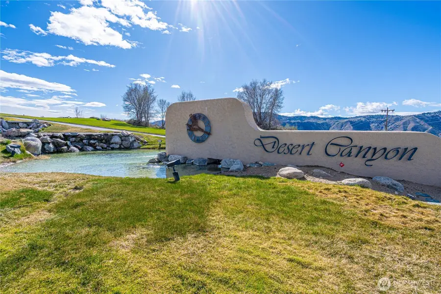 123 Red Hawk Drive, Orondo, WA 98843 - #2