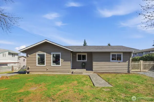 12210 1st Avenue Sw, Burien, WA 98146