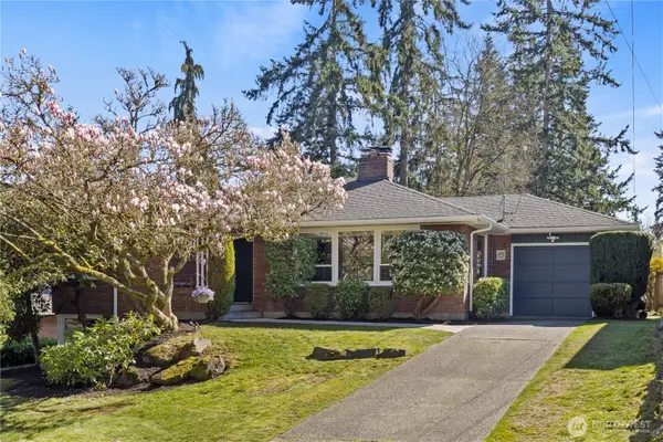 541 NE 130th Street, Seattle, WA 98125