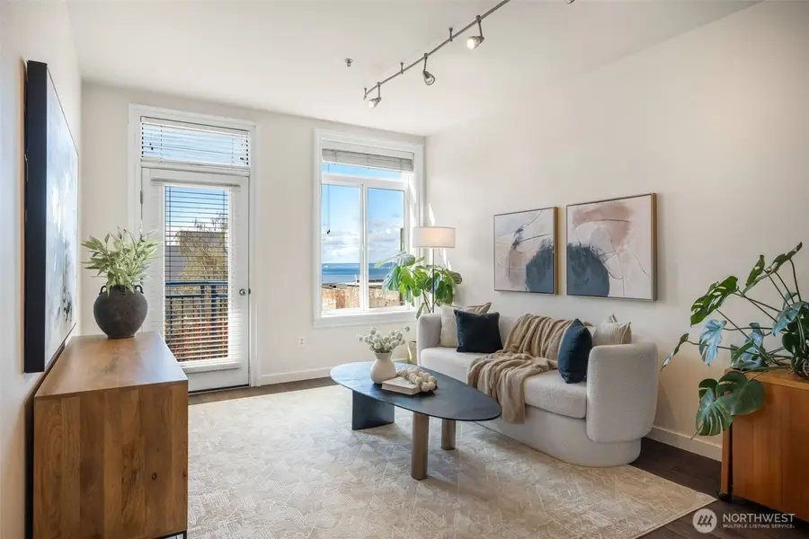 2414 1st Avenue #413, Seattle, WA 98121 - #2