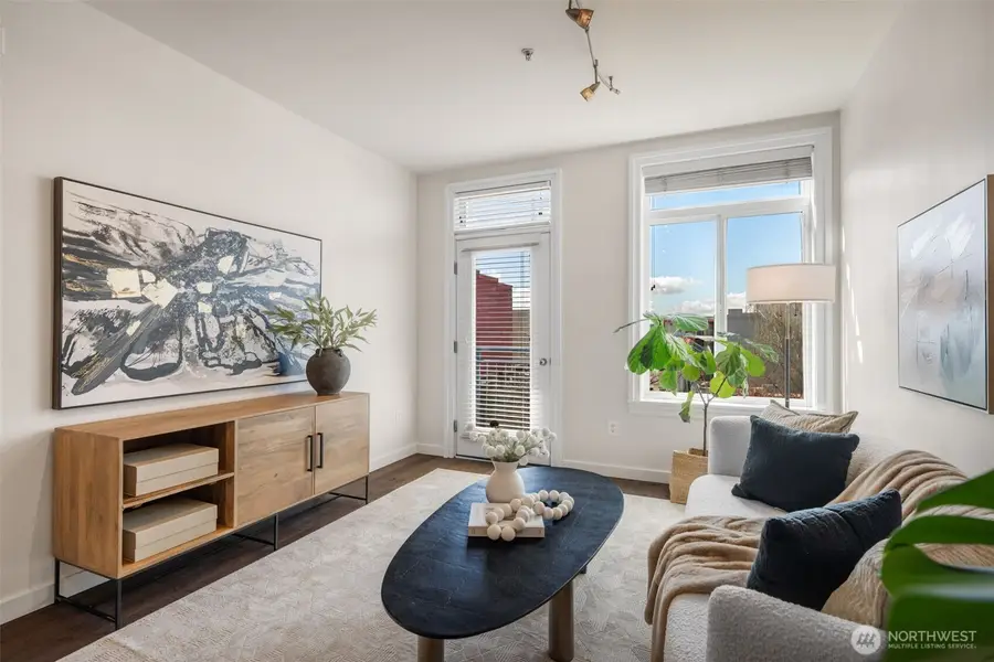 2414 1st Avenue #413, Seattle, WA 98121 - #3