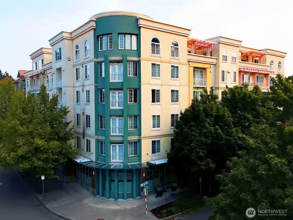 11004 NE 11th Street #301, Bellevue, WA 98004