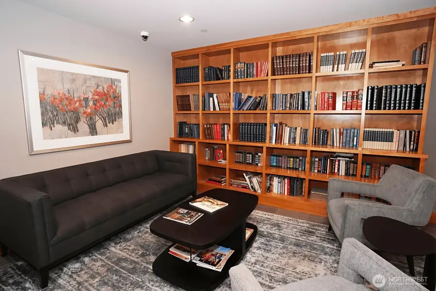 11004 NE 11th Street #301, Bellevue, WA 98004 - #2