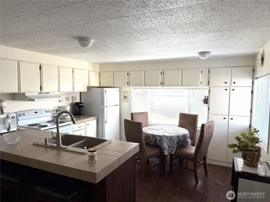 1313 Harrison Avenue #208, Centralia, WA 98531 - #2