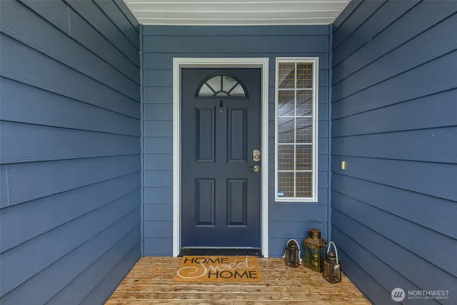 2060 SW 16th, Oak Harbor, WA 98277 - #2