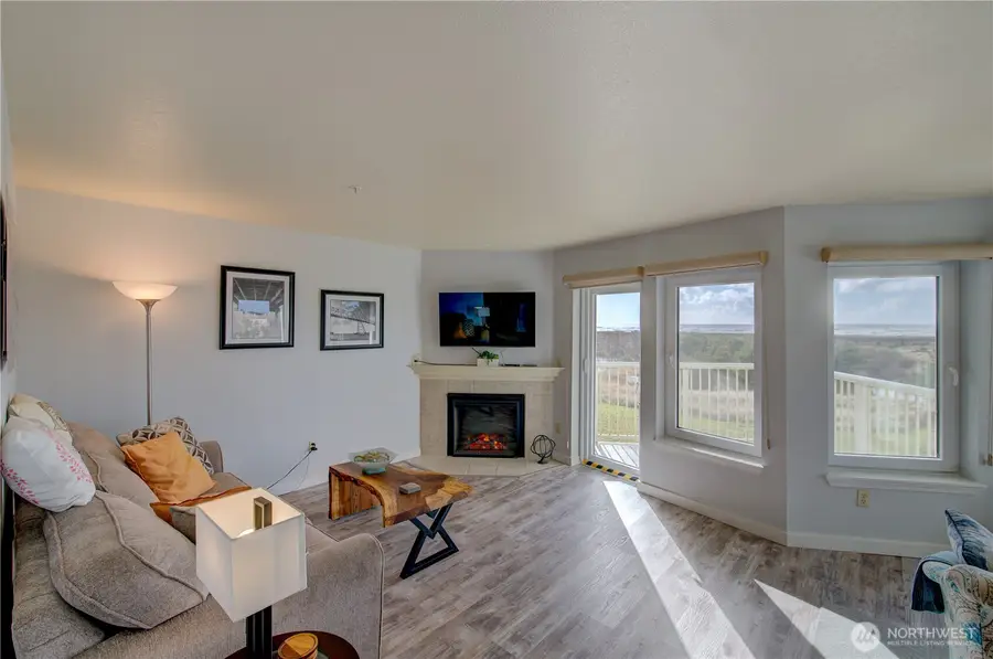 501 Shoreview Dr S #208, Long Beach, WA 98631 - #3