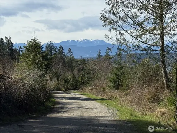 282 Drake Road, Port Townsend, WA 98368