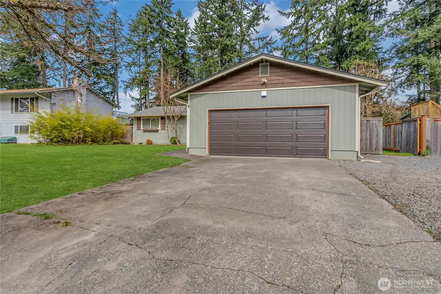 5205 204th Street Ct E, Spanaway, WA 98387 - #3
