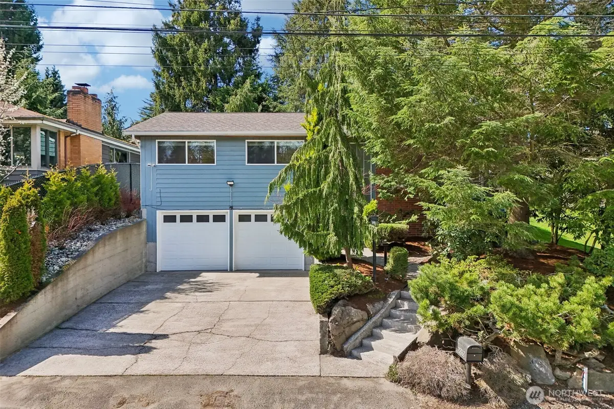 9009 30th Avenue Nw, Seattle, WA 98117 - #1