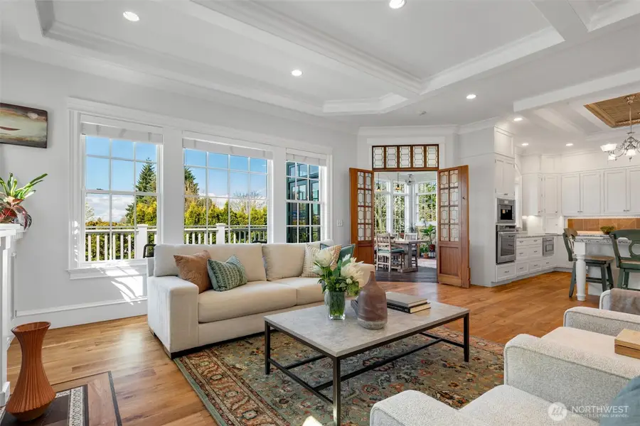 3723 41st Avenue Sw, Seattle, WA 98116 - #3