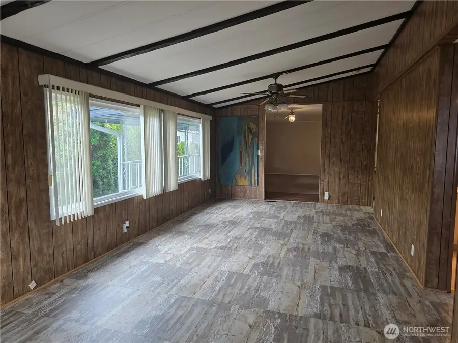 620 112th Street Se #323, Everett, WA 98208 - #2