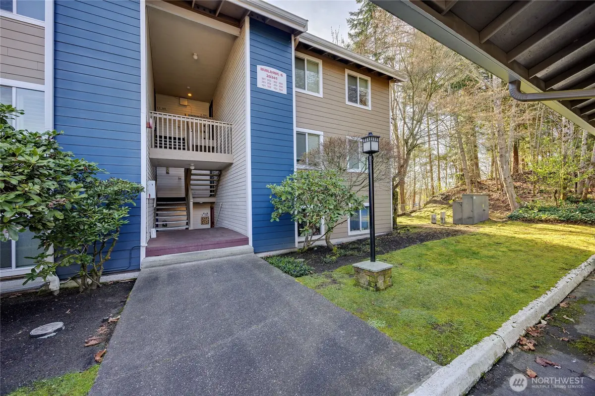 20241 NE Vikings Crest Loop #6-303, Poulsbo, WA 98370 - #1