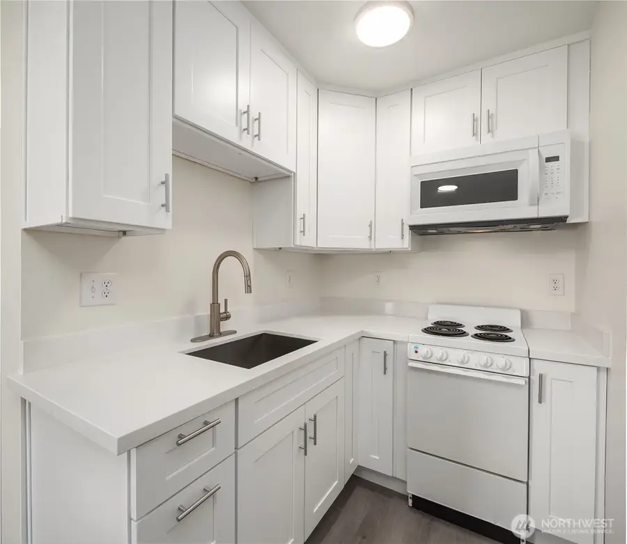 420 107th Place Sw #2, Everett, WA 98204 - #3