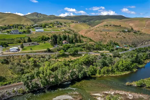 2080 Sleepy Hollow Road #2, Wenatchee, WA 98801