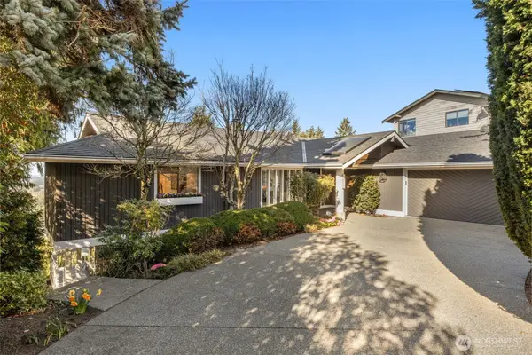 14108 SE 44th Street, Bellevue, WA 98006