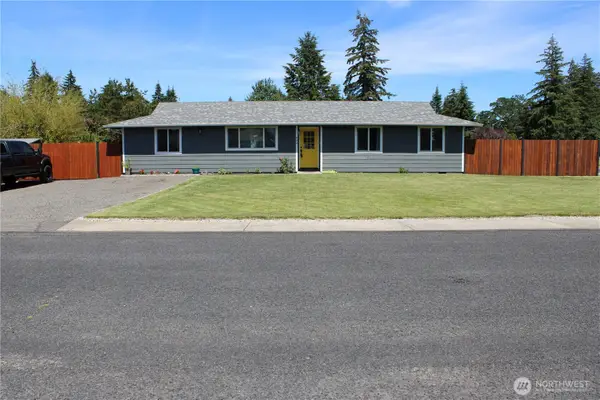 402 California Avenue N, Rainier, WA 98576