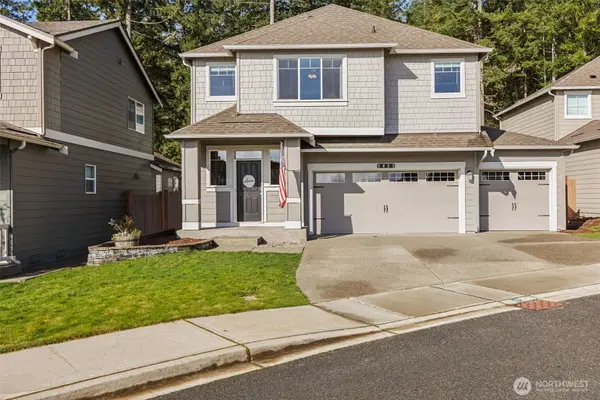 3025 Fiddleback Street Ne, Lacey, WA 98516