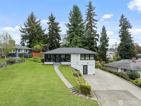 7522 Olympus Drive W, Tacoma, WA 98466
