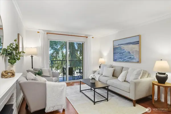 921 130th Street Sw #C203, Everett, WA 98204