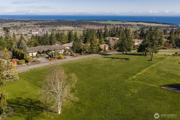 9999 Fawn Lane #4B, Sequim, WA 98382