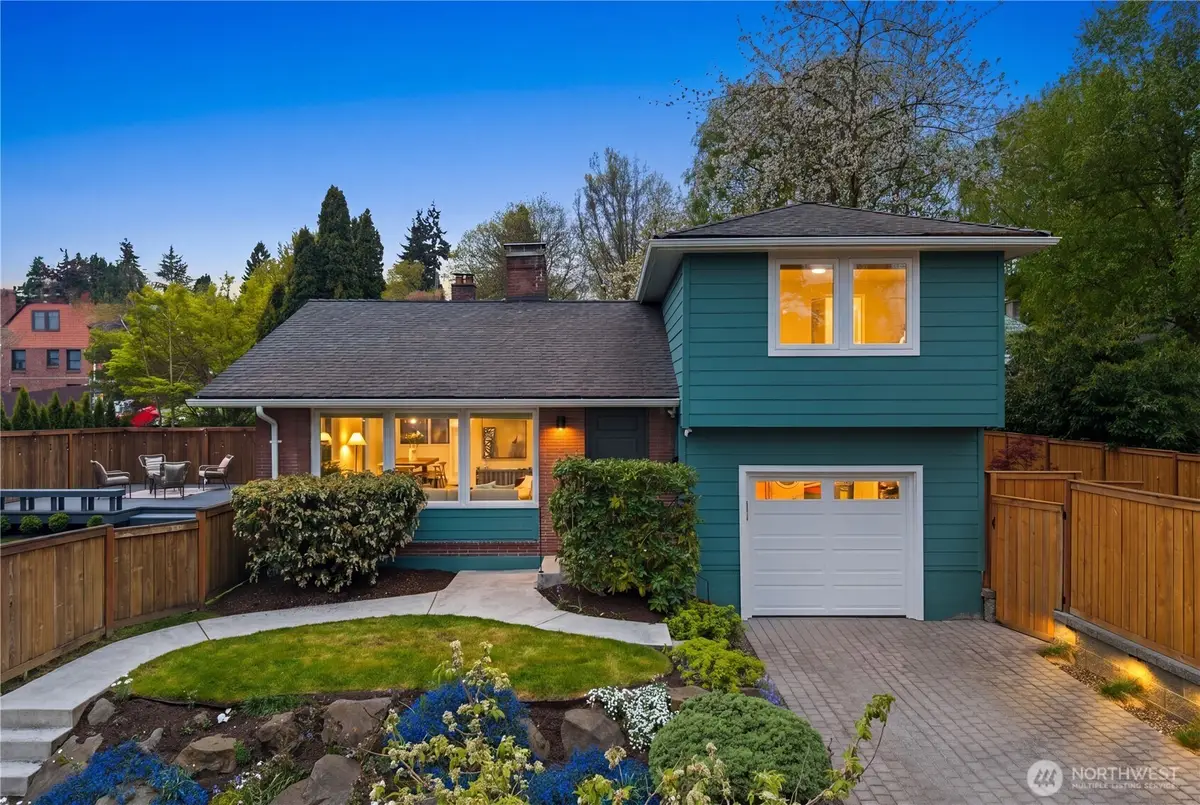 5501 37th Avenue Ne, Seattle, WA 98105 - #1