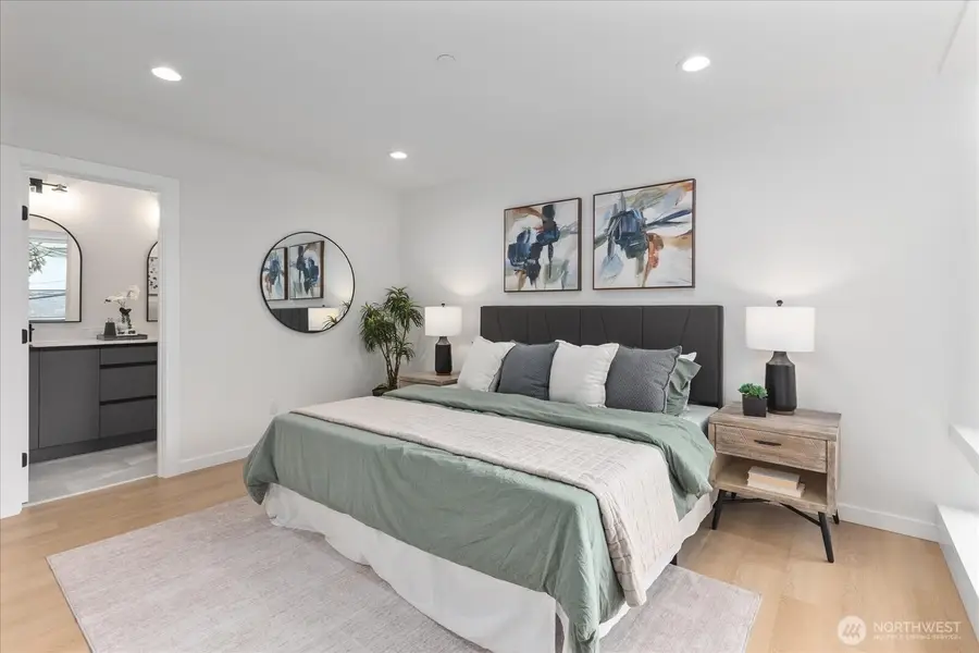 3120 Queen Anne Avenue N, Seattle, WA 98109 - #3