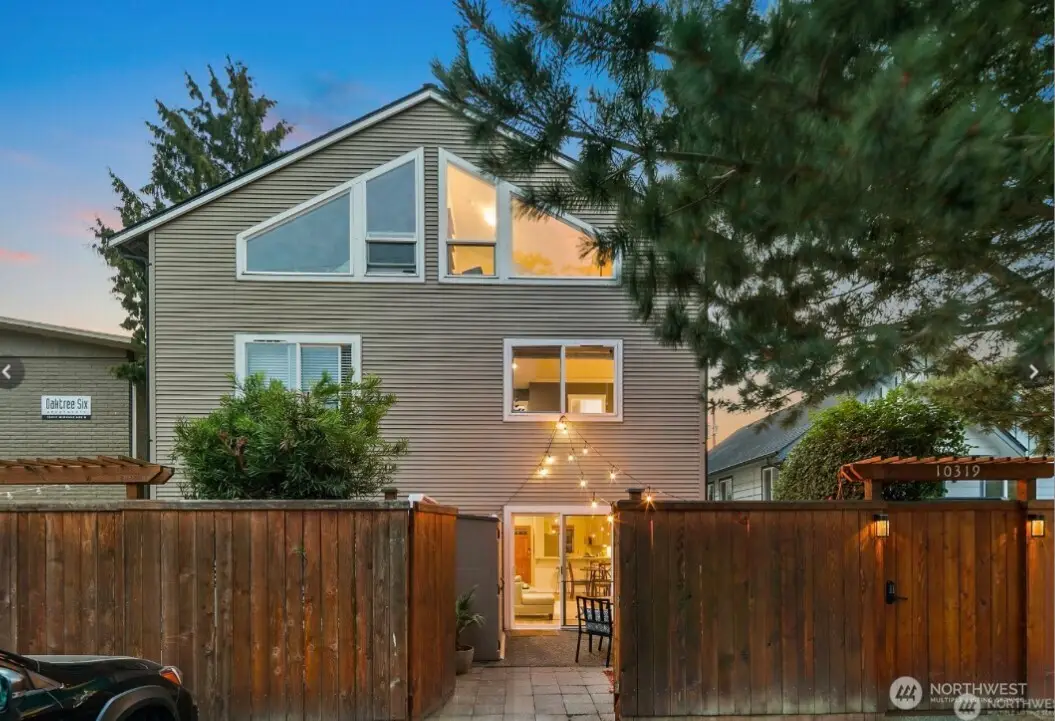 10319 Midvale Avenue N #A, Seattle, WA 98133 - #1