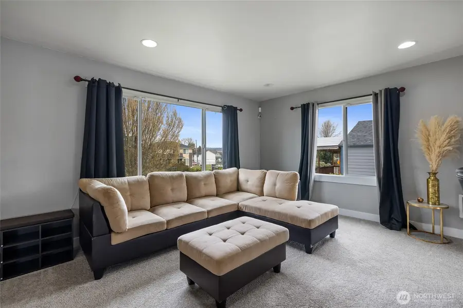 1646 E Wright Avenue, Tacoma, WA 98404 - #2