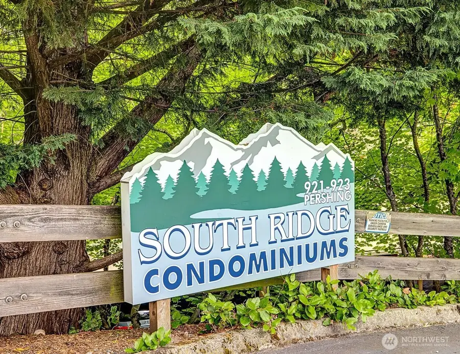 921 Pershing Ave #101, Bremerton, WA 98312 - #2