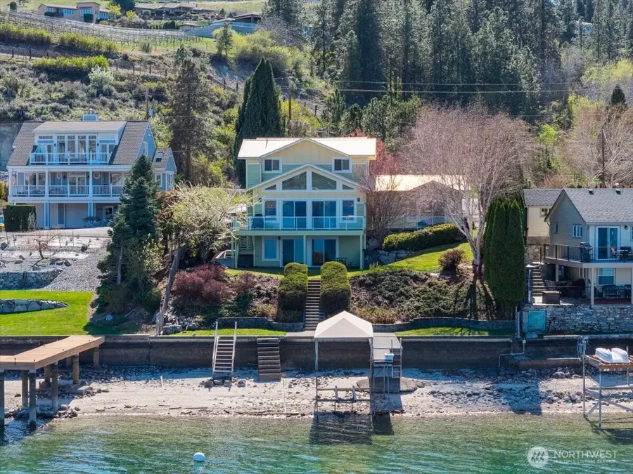 1606 S Lakeshore Road, Chelan, WA 98816 - #2
