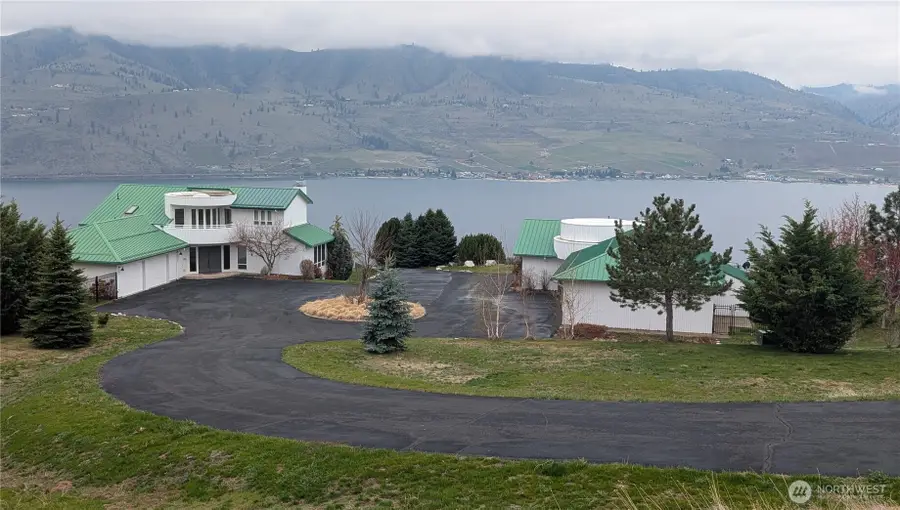 335 Henderson Road, Chelan, WA 98816 - #2