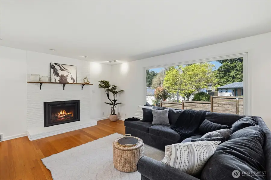 8605 46th Avenue Sw, Seattle, WA 98136 - #2