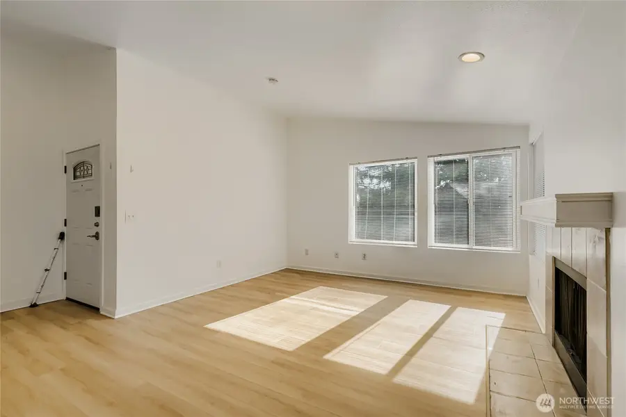 26221 116th Avenue Se #F301, Kent, WA 98030 - #3