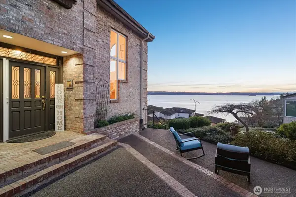 6412 E Side Drive Ne, Tacoma, WA 98422