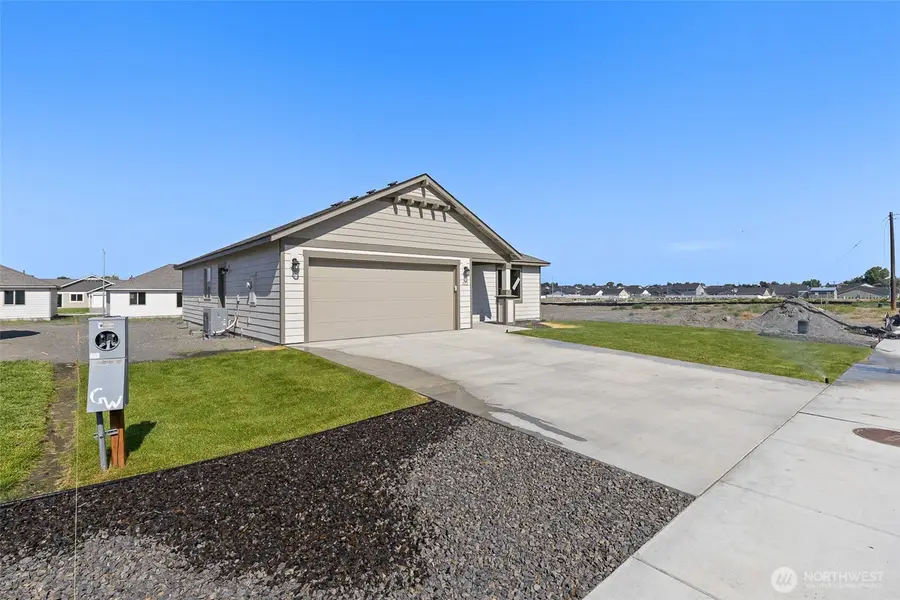 312 N Montana Street, Moses Lake, WA 98837 - #2