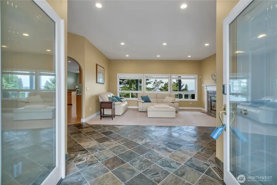 2504 5th Street Nw, Gig Harbor, WA 98335 - #3