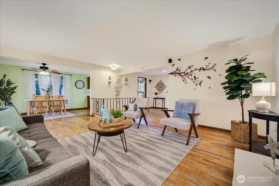 16008 10th Avenue Ne, Shoreline, WA 98155 - #2