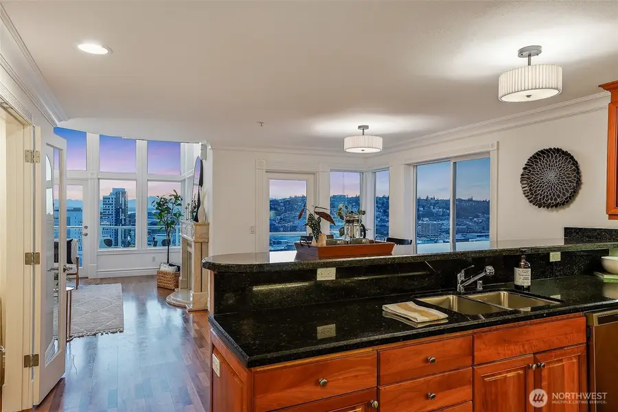 311 E Republican Street #602, Seattle, WA 98102 - #2