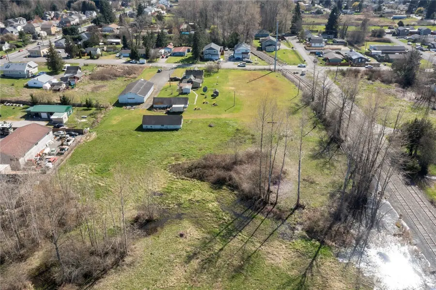 917 85th Street E, Tacoma, WA 98445 - #3