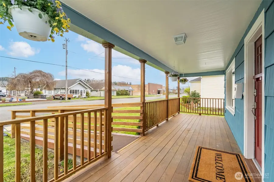 3102 Aberdeen Avenue, Hoquiam, WA 98550 - #3